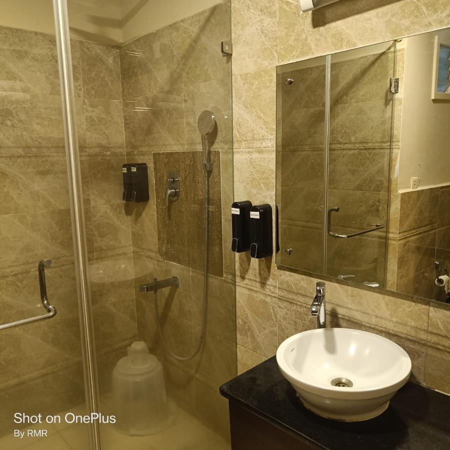 Astra Hotels & Suites Whitefield Near To Nallurahalli Metro Station And Ktpo Bengalúr Exteriér fotografie