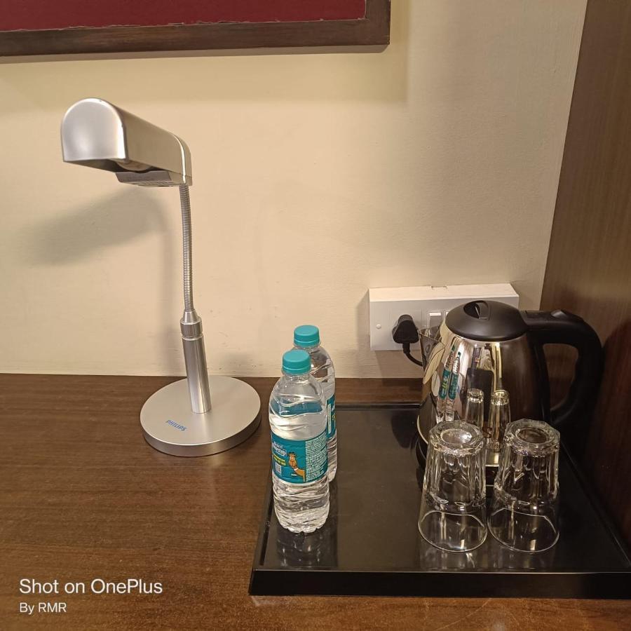 Astra Hotels & Suites Whitefield Near To Nallurahalli Metro Station And Ktpo Bengalúr Exteriér fotografie