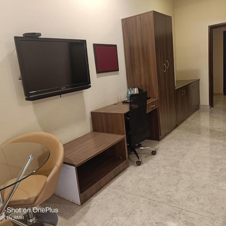 Astra Hotels & Suites Whitefield Near To Nallurahalli Metro Station And Ktpo Bengalúr Exteriér fotografie